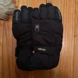 Spyder Black Insulated Gloves with Gore-Tex